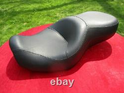 Oem'04 &'05 Harley Davidson Dyna Sundowner Seat 51540-04 Excellent Cond