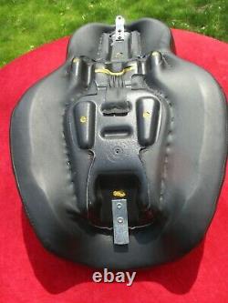 Oem'04 &'05 Harley Davidson Dyna Sundowner Seat 51540-04 Excellent Cond