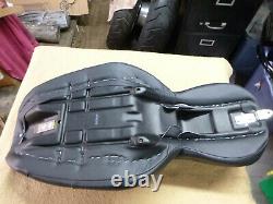 Oem Harley Davidson Dyna Seat 52000156