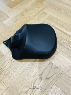 Official Harley Davidson V rod Seat And Pillion pad Black RDW 92/61-0067 New
