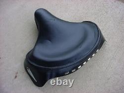 Original Harley Davidson New Deluxe Solo Seat Panhead Shovelhead Knucklehead Flh