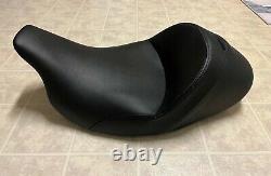 Saddlemen Low Solo Seat for Harley Davidson Touring