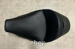 Saddlemen Low Solo Seat for Harley Davidson Touring