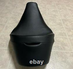 Saddlemen Low Solo Seat for Harley Davidson Touring