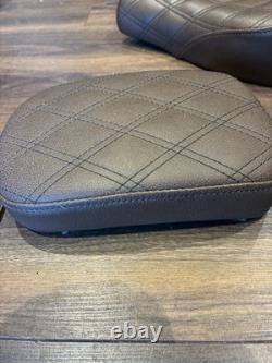 Saddlemen Renegade Lattice Stitch Pillion Pad for Harley-Davidson Softail