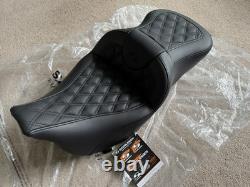 Saddlemen Roadsofa Harley Davidson motorcycle seat / street glide
