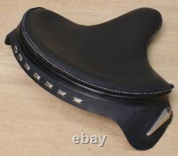 Solo Seat Bobber de Luxe Police Style, Real Leather Black, Harley Davidson