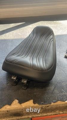 Sportster S HARLEY DAVIDSON RH1250S 2021-2024 Custom Seat(Carbon Effect Side)